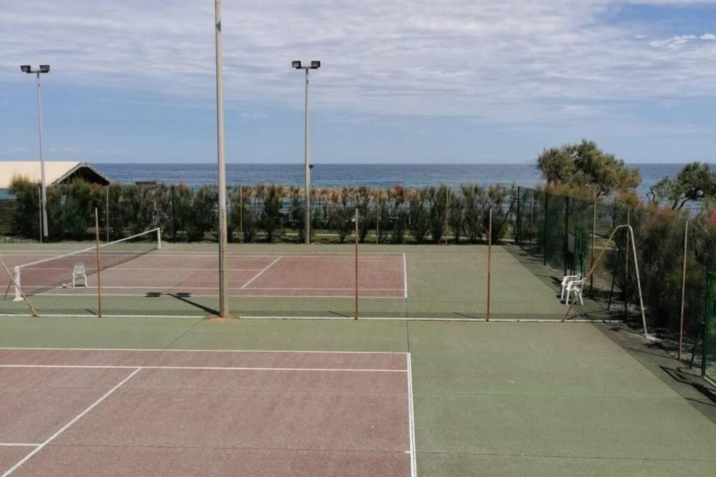 Studio 4 Personnes Bord De Mer Avec Piscine Wifi Cervione Luaran gambar